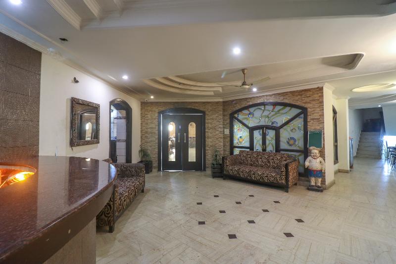 OYO 43150 Hotel Uttam Heritage