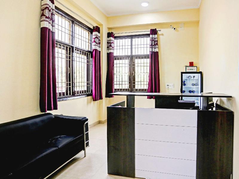 OYO 79604 Rl Residency