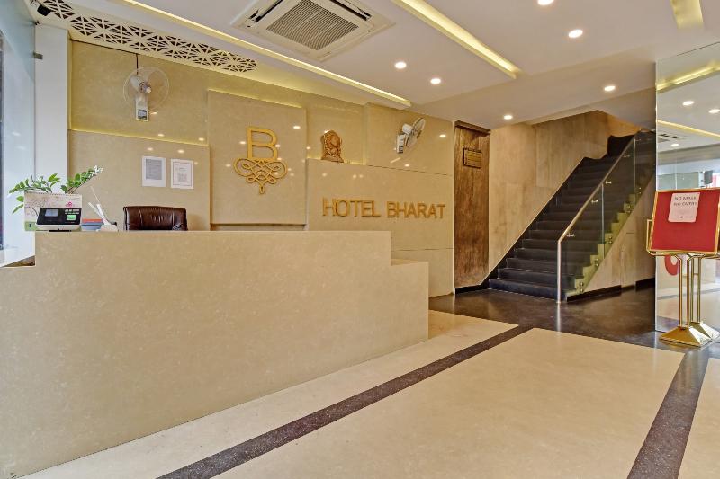 Capital O 991 Hotel Bharat
