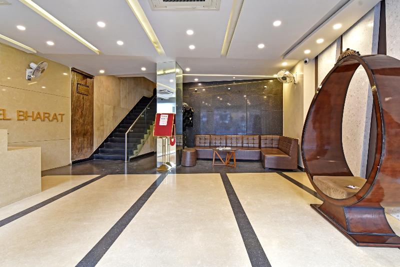 Capital O 991 Hotel Bharat