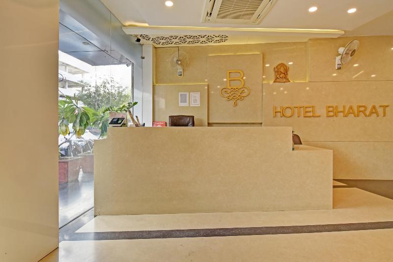 Capital O 991 Hotel Bharat
