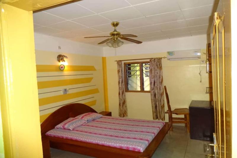 Complexe Hotelier Rond-Point image