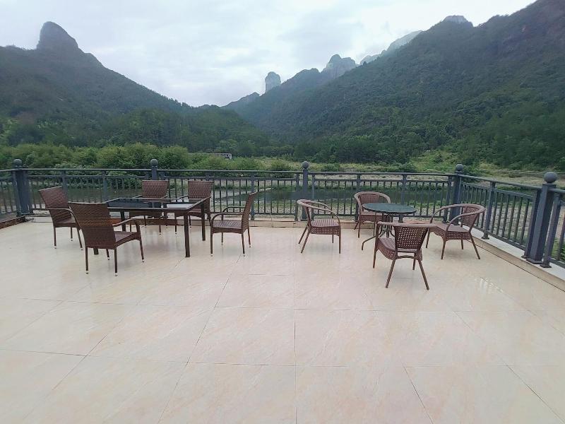 Lv ye Xian Zhuang Guesthouse