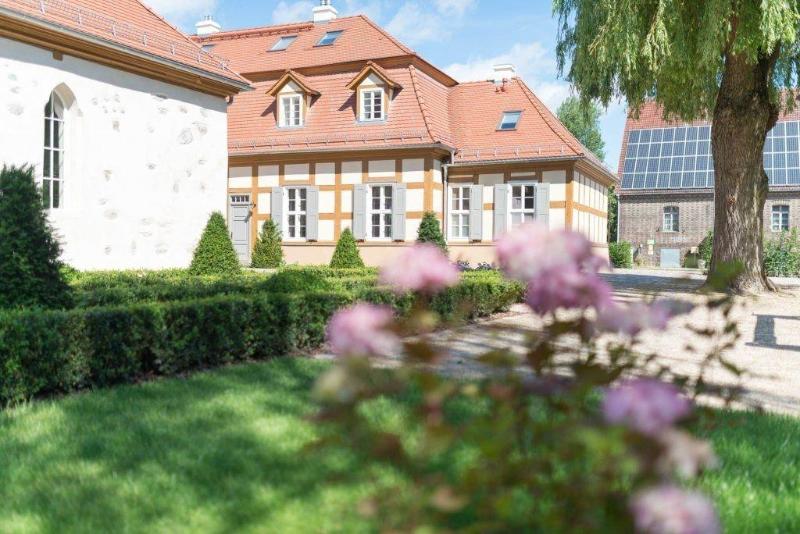 Schloss Beuchow — general view