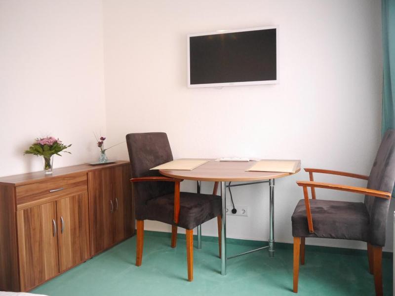 Apart Pension Plaue image