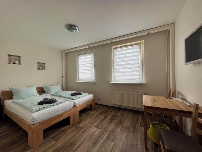 Apart Pension Plaue image