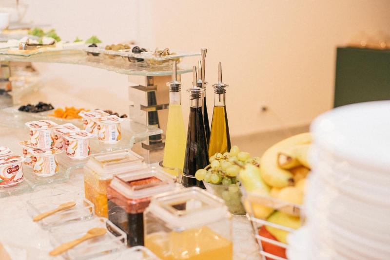 Boulevard Hotel Batumi image