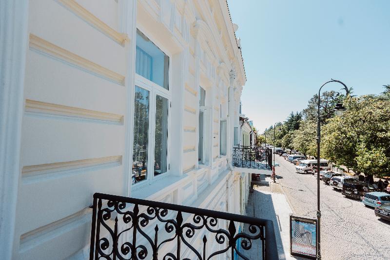 Boulevard Hotel Batumi image
