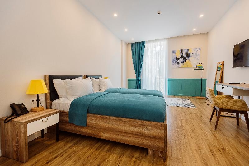 Boulevard Hotel Batumi image