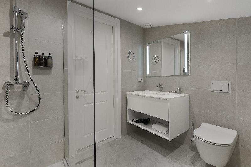 Boulevard Hotel Batumi image