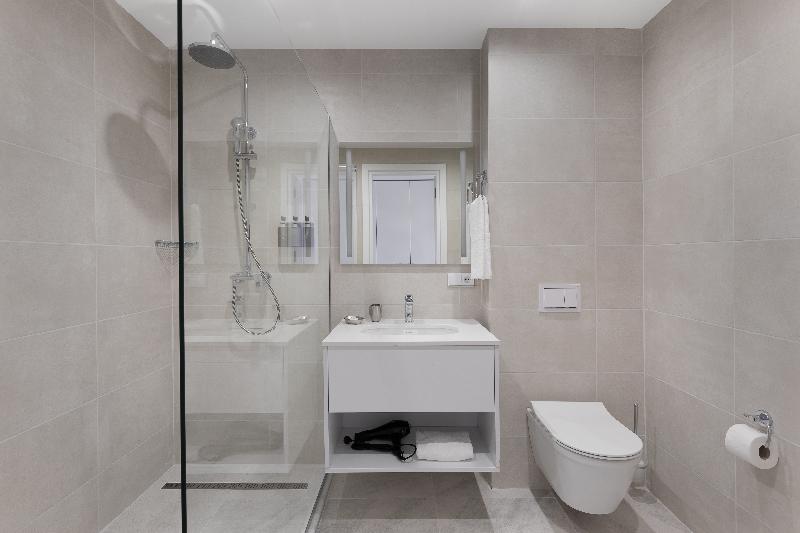 Boulevard Hotel Batumi image