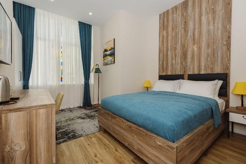 Boulevard Hotel Batumi image