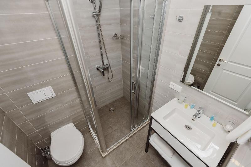 Boulevard Hotel Batumi image