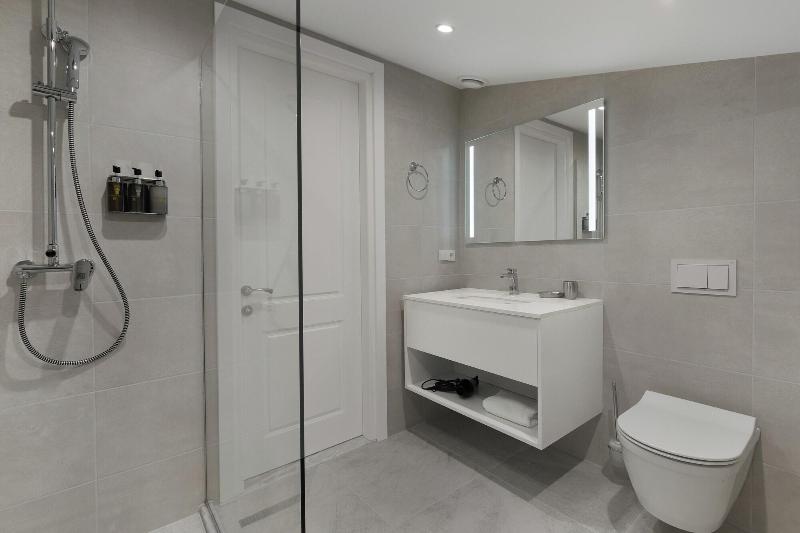 Boulevard Hotel Batumi image
