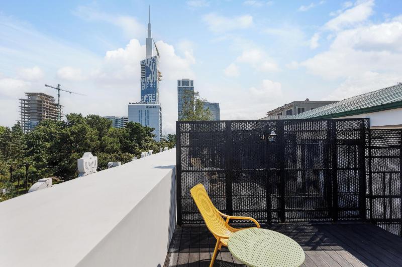 Boulevard Hotel Batumi image