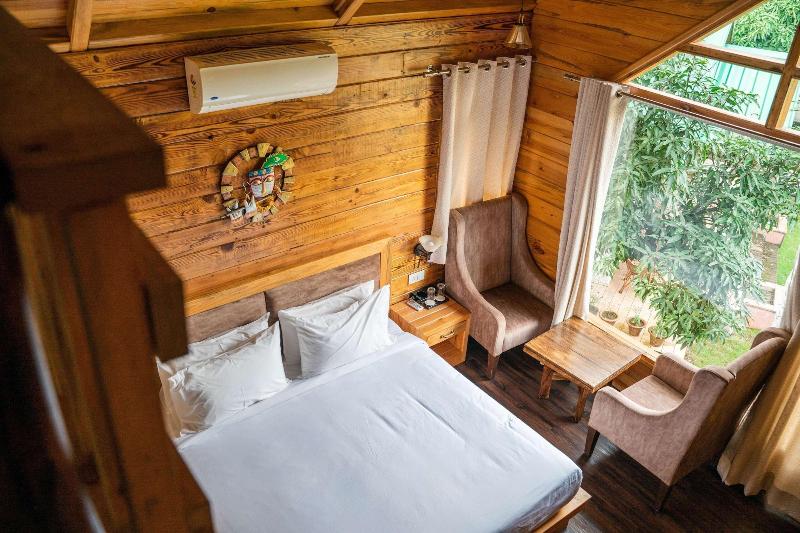 The Sylvan Retreat — photo 12