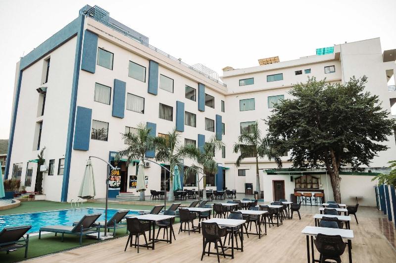 Hotel the Hind image