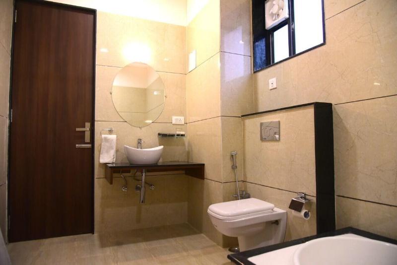 Hotel the Hind image