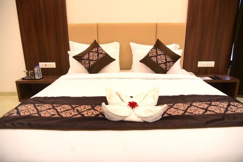 Hotel the Hind image