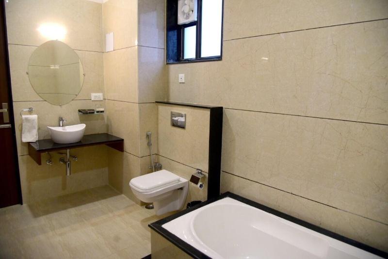 Hotel the Hind image
