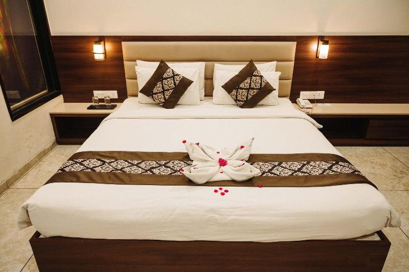 Hotel the Hind image
