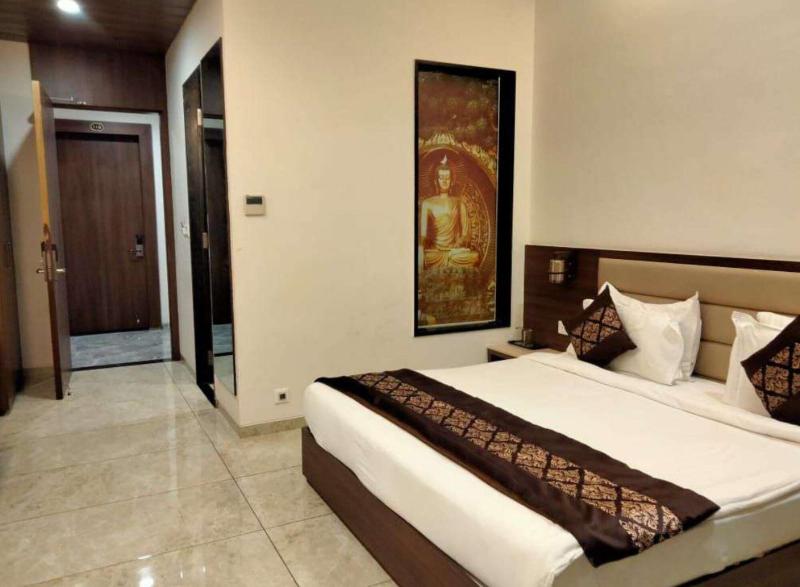 Hotel the Hind image