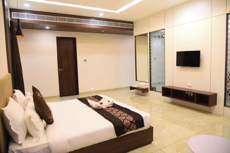 Hotel the Hind image