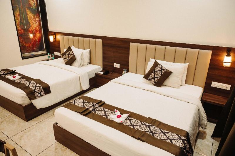 Hotel the Hind image