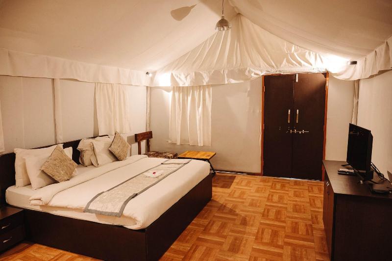 Hotel the Hind image