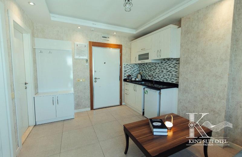 Kent Suit Otel image