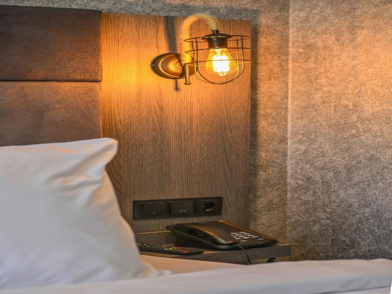 A11 Hotel Ataşehir image