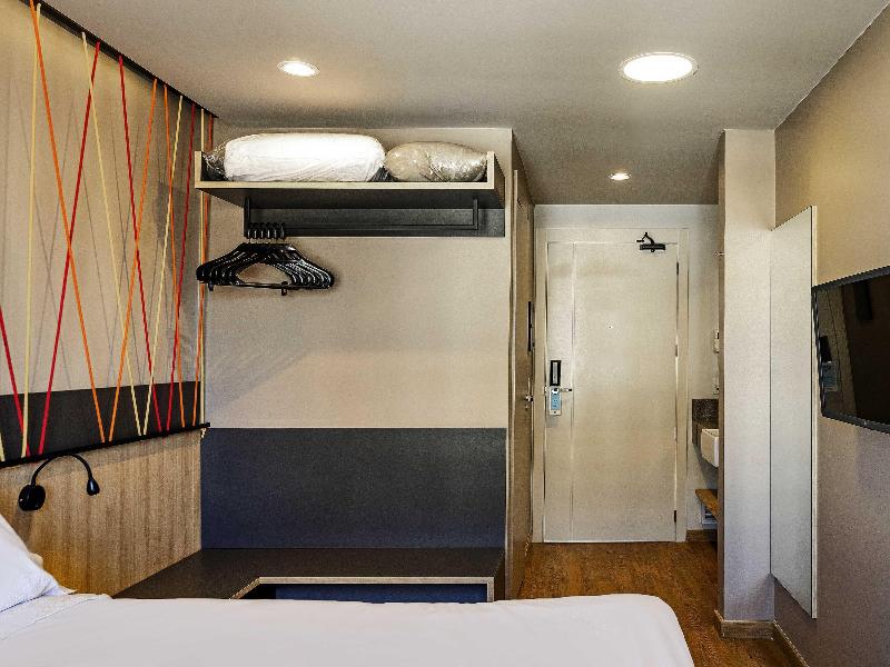 Ibis Styles Porto Alegre Moinhos De Vento image