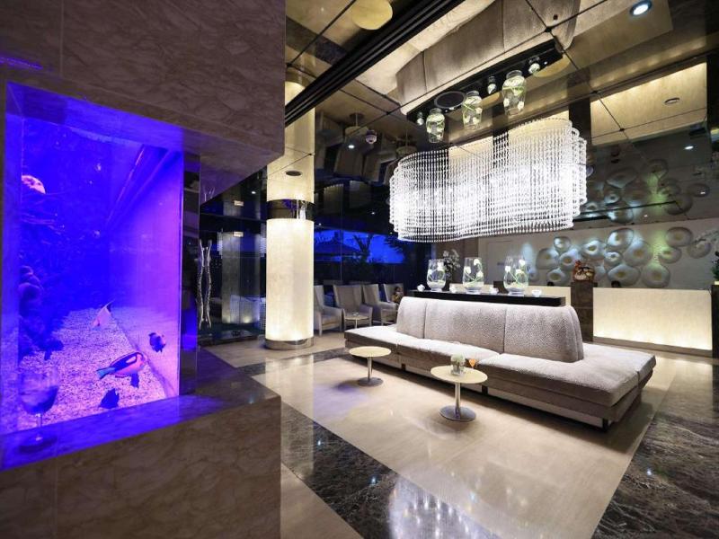 The Sanctuary Resort Pattaya BW Signature image