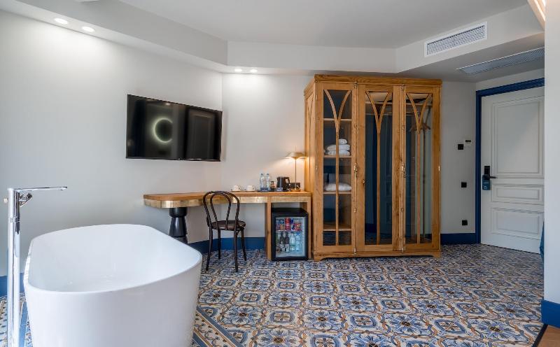 Hotel Abanotubani image