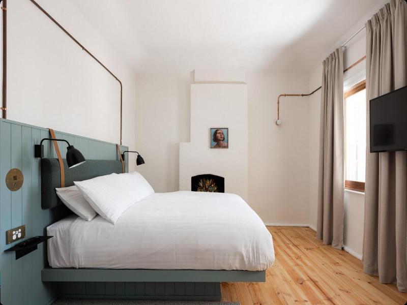 Warders Hotel Fremantle image