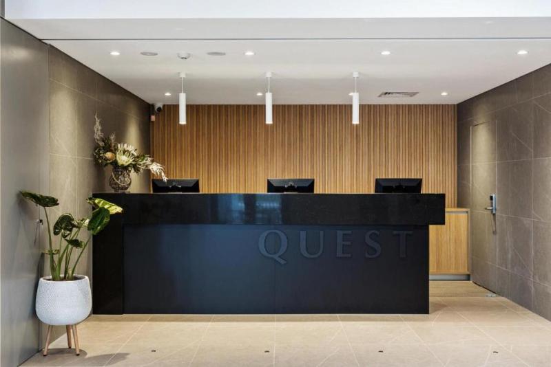 Lobby & Reception