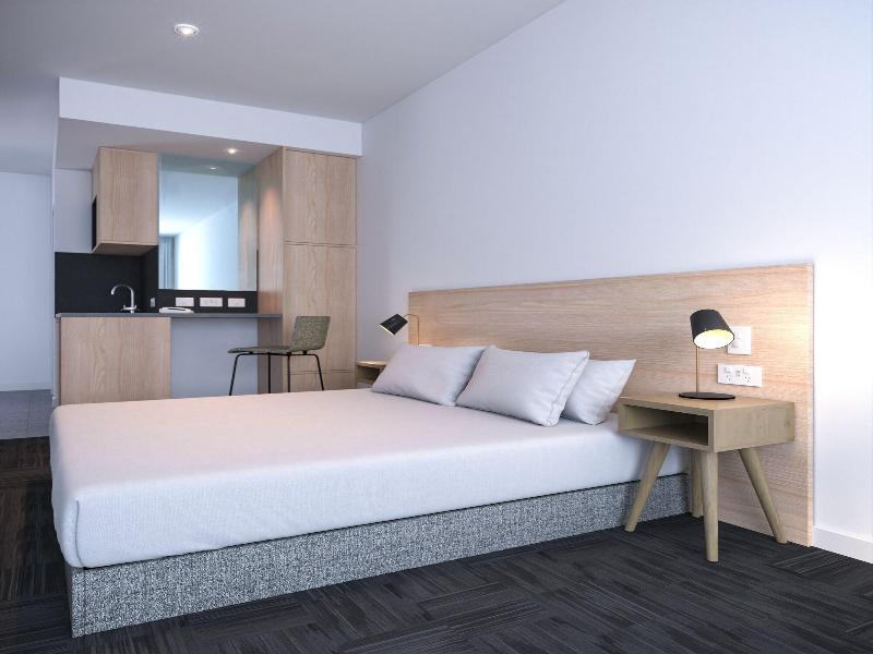 Tom's Court Hotel image