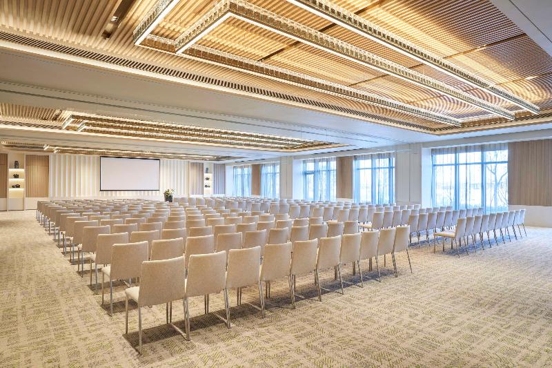 Hyatt Regency Ningbo Hangzhou Bay image
