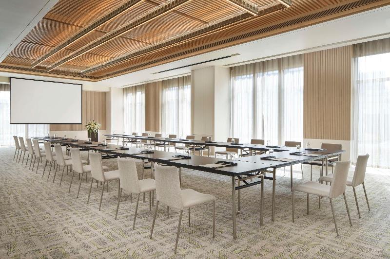 Hyatt Regency Ningbo Hangzhou Bay image