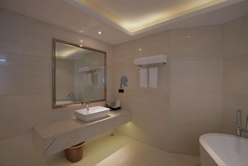 Ramada by Wyndham Kunming YiLiang — photo 35