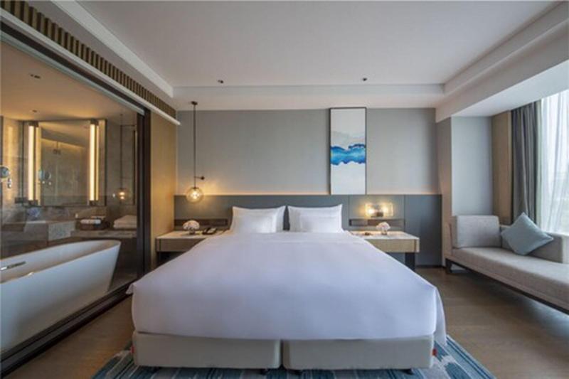 New Century Hotel Zhenhai image