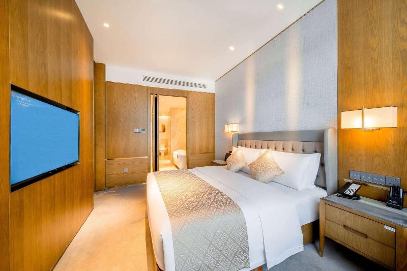 Wyndham Shiyan Downtown image