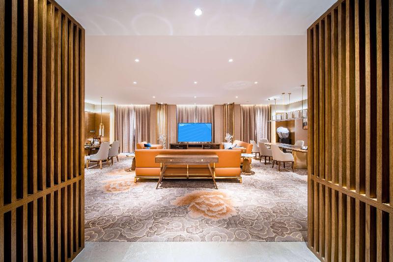Wyndham Shiyan Downtown image