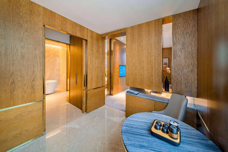 Wyndham Shiyan Downtown image