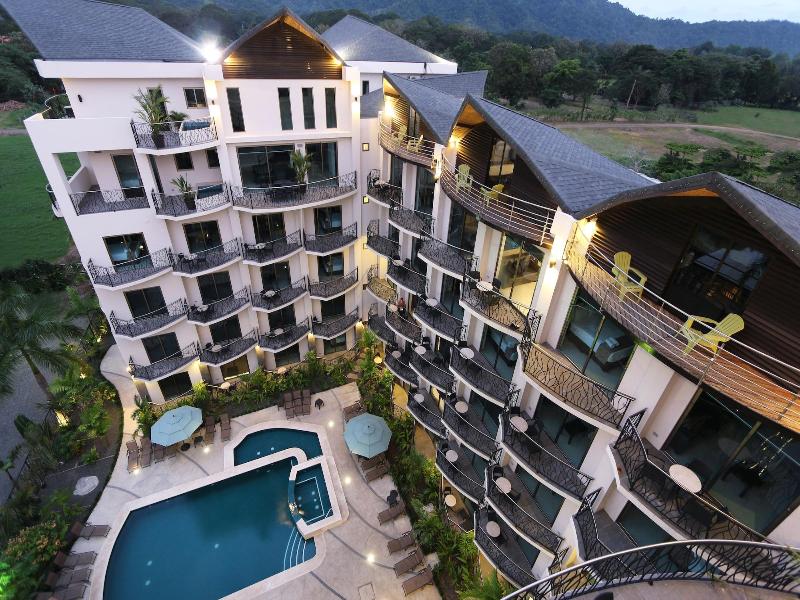 PACIFIC SUITES Boutique Hotel & Bistro image