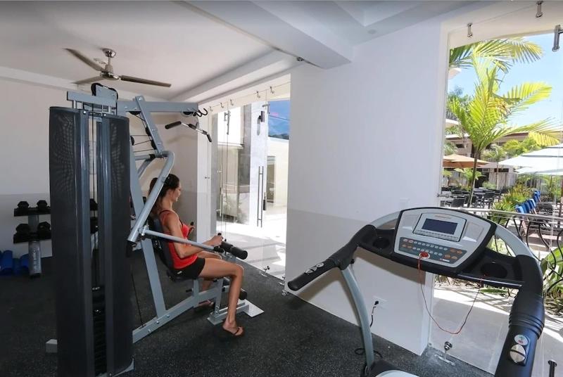 PACIFIC SUITES Boutique Hotel & Bistro image