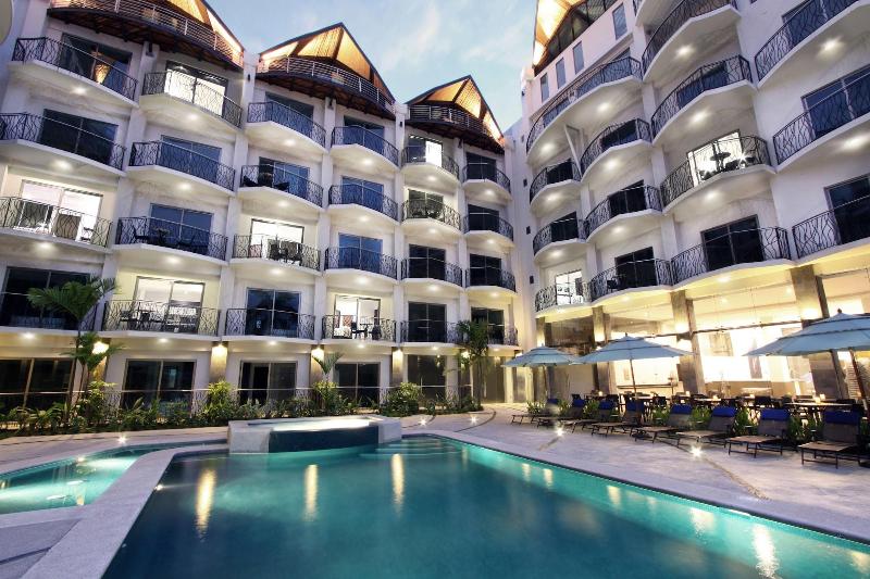 PACIFIC SUITES Boutique Hotel & Bistro image