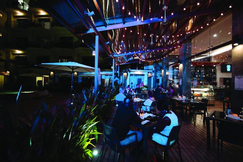 PACIFIC SUITES Boutique Hotel & Bistro image