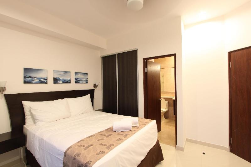 PACIFIC SUITES Boutique Hotel & Bistro image