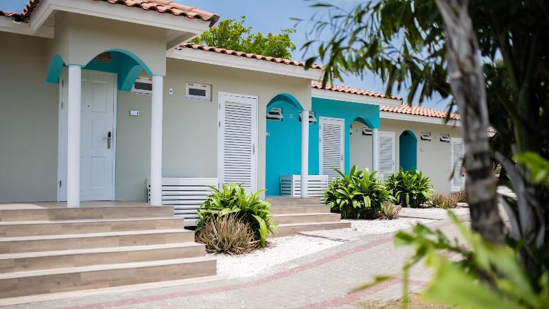 Blue Bay Lodges image
